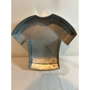 Euro Tins T Shirt Cake‎ Pan Baking Mold Sports Theme Party Celebration
